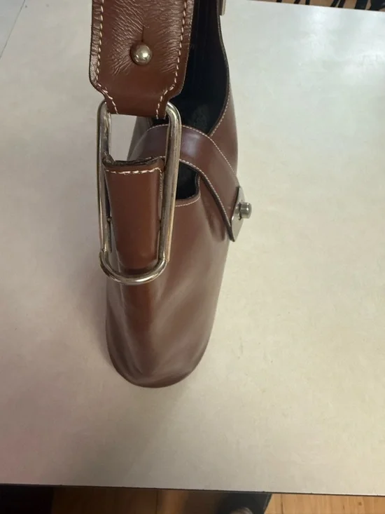 Dooney & Bourke Chestnut Brown Leather Shoulder Bag with Silver Hardware VINTAGE - Picture 7 of 10